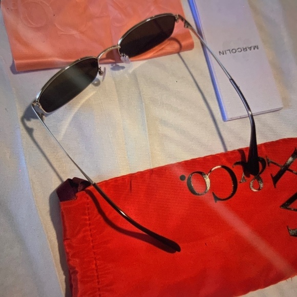 Max & Co MO0135 32E women Eyewear with Adjustable silicone nose pads - Picture 3 of 11